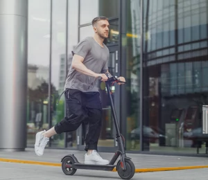 AL1 : une nouvelle trottinette électrique (abordable) signée… Lamborghini !